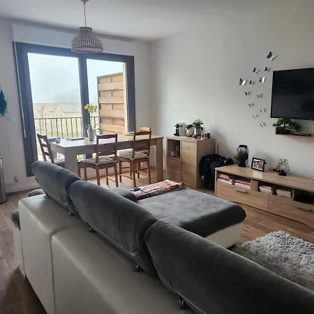 Bali Forest Roissy Cdg Airport - Paris Villepinte Apartment *